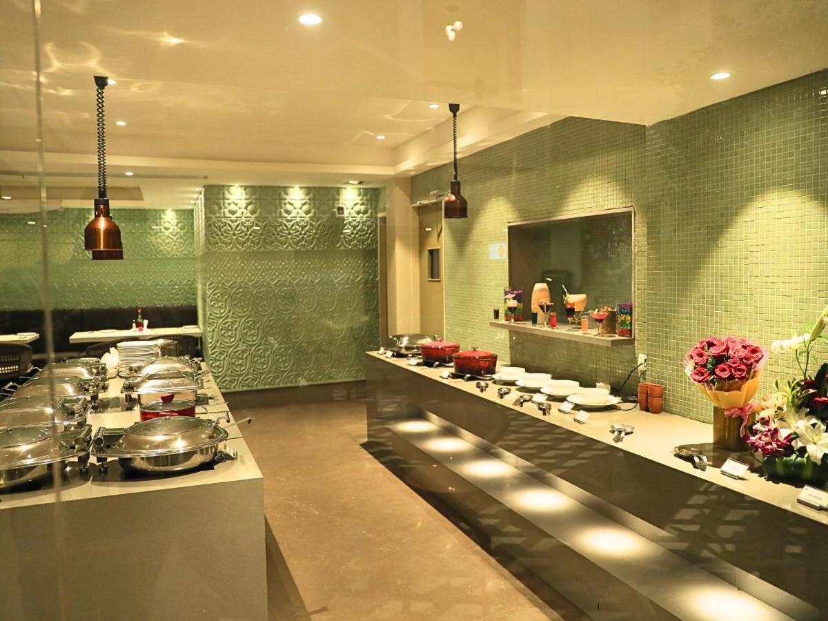 D R Utthama Nellore - Am Hotel Kollection Екстер'єр фото