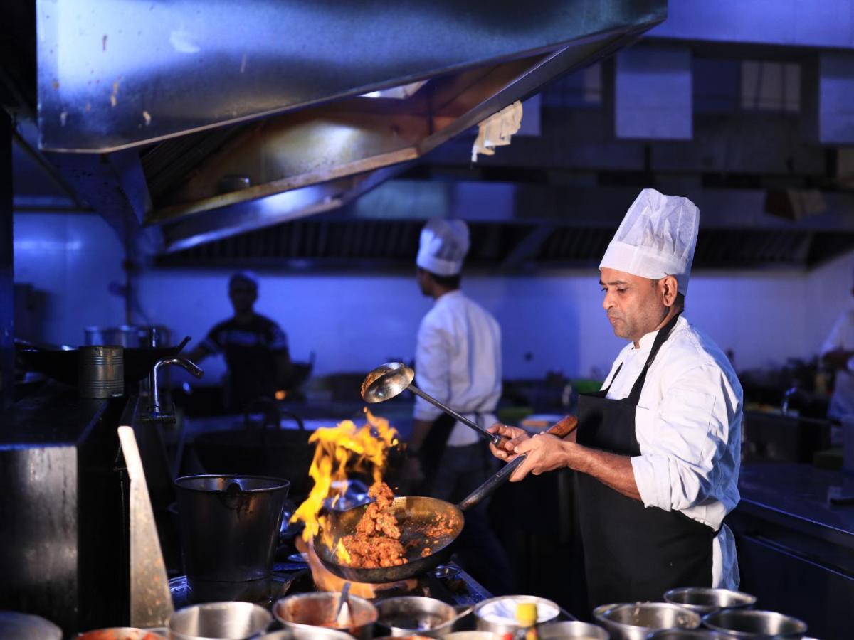 D R Utthama Nellore - Am Hotel Kollection Екстер'єр фото