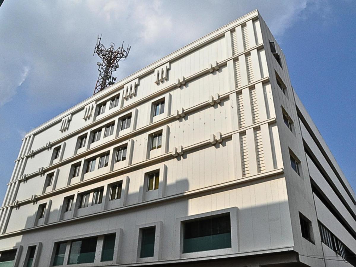 D R Utthama Nellore - Am Hotel Kollection Екстер'єр фото