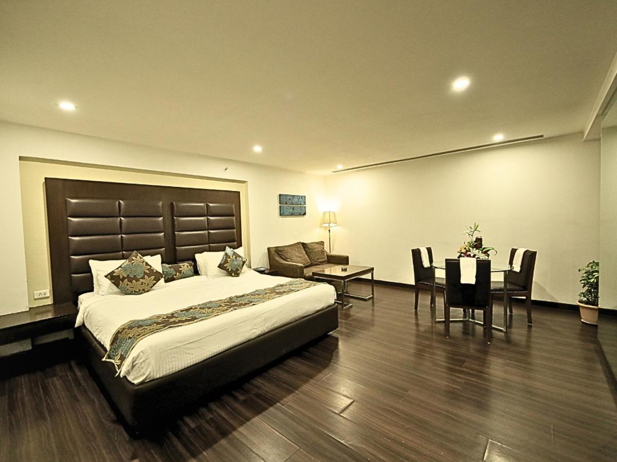 D R Utthama Nellore - Am Hotel Kollection Екстер'єр фото